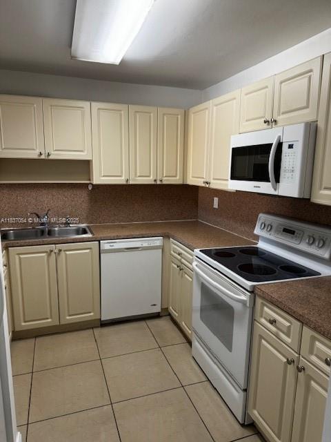 property at 6950 Miami Gardens Dr