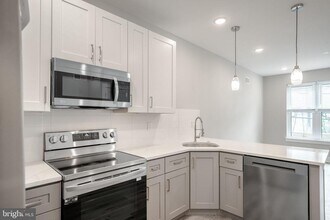 5122 Ranstead St in Philadelphia, PA - Building Photo - Building Photo