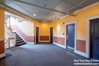 24 Queensberry St in Boston, MA - Building Photo - Building Photo