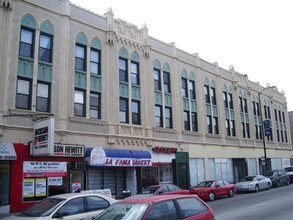 North Ave Office in Chicago, IL - Building Photo - Building Photo