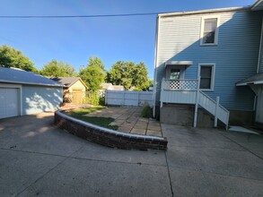 712 Wilmington Ave in Dayton, OH - Foto de edificio - Building Photo