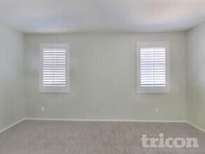 7224 W Jones Ave in Phoenix, AZ - Building Photo - Building Photo