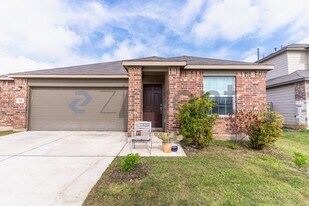 206 Silver Glen Dr in Kyle, TX - Building Photo