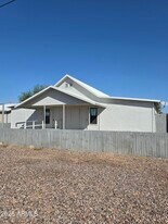 216 E Centre Ave in Buckeye, AZ - Building Photo
