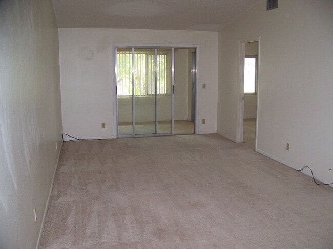 2001 San Marcos Dr SE in Winter Haven, FL - Foto de edificio - Building Photo