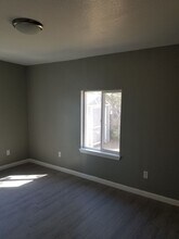 1803 Henry Ave in Redding, CA - Building Photo - Building Photo
