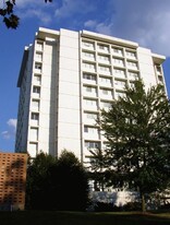 Sanford Hall Apartamentos