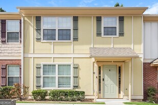 82 Gilliam Crossing in Cartersville, GA - Building Photo