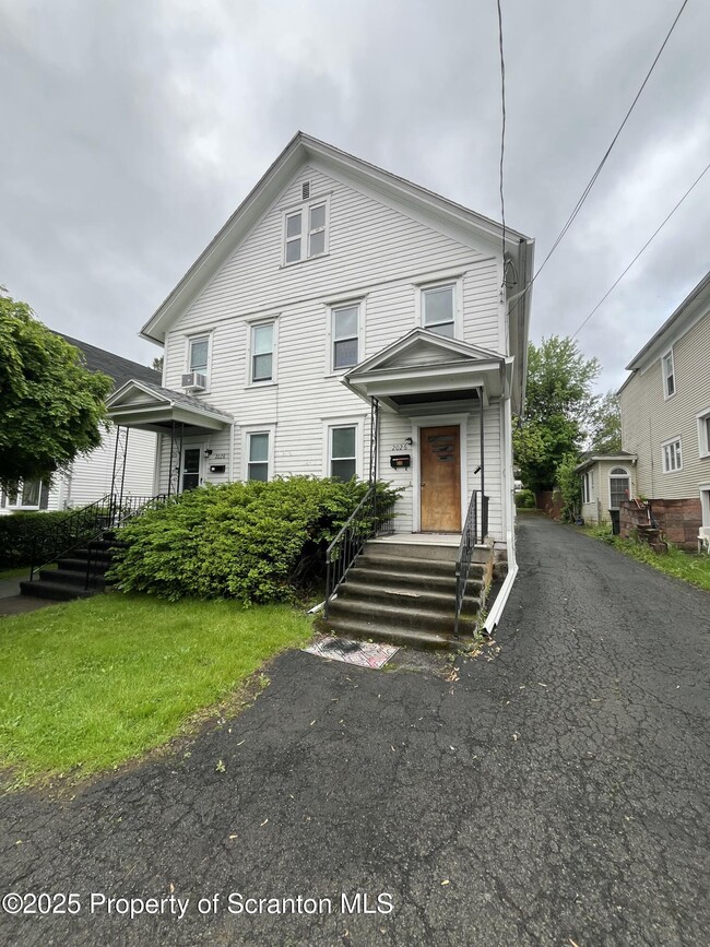 property at 2028 Margaret Ave