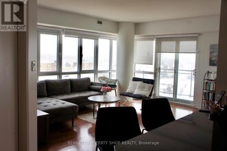 70-1270 Landry St in Ottawa, ON - Building Photo - Building Photo