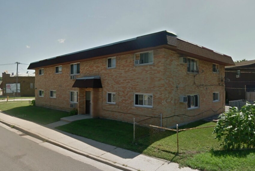 4310 Amelia Ave in Lyons, IL - Foto de edificio