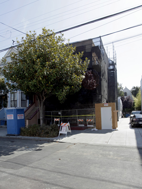 1015 Shotwell St in San Francisco, CA - Building Photo