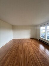 3414 W 8th St in The Dalles, OR - Building Photo - Building Photo