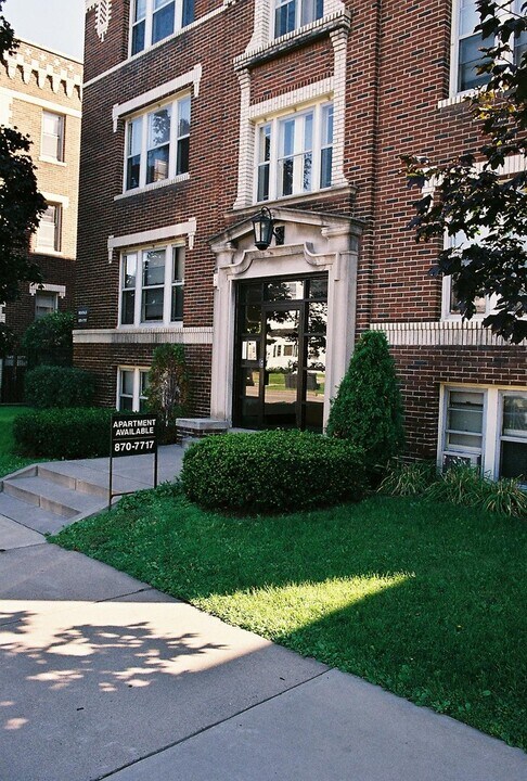 2829 Park Ave in Minneapolis, MN - Building Photo