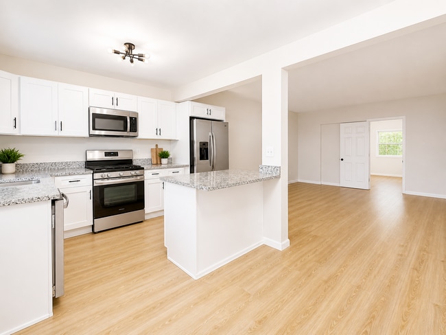 property at 1353 Lakeview Rd
