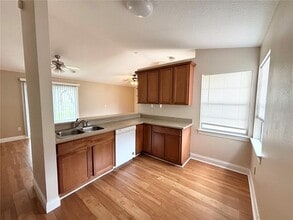 780 Park Ave in Orange City, FL - Building Photo - Building Photo