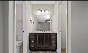 9400 Gooden Dr, Unit 596E in Fayetteville, NC - Building Photo - Building Photo