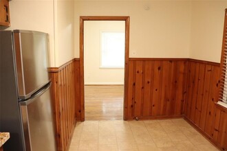 1317 Highland Dr in Bay City, TX - Building Photo - Building Photo