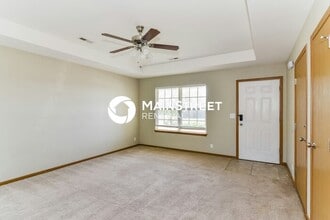 219 Palmer Ct in Pleasant Hill, MO - Building Photo - Building Photo