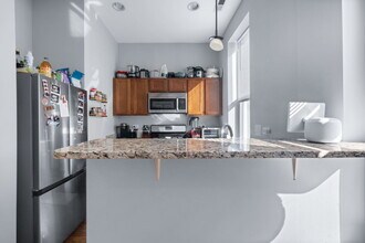 1644 N Hermitage Ave in Chicago, IL - Building Photo - Building Photo