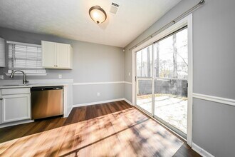 1681 Graystone Dr in Hampton, GA - Building Photo - Building Photo