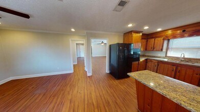 706 Indiana Ave in Lynn Haven, FL - Building Photo - Building Photo