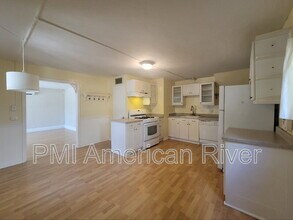 718 28th St in Sacramento, CA - Building Photo - Building Photo