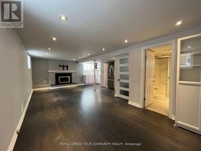 32 Castor Crescent in Toronto, ON - Building Photo - Building Photo