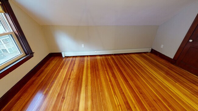 20-22 Upcrest Rd, Unit 3 in Boston, MA - Foto de edificio - Building Photo