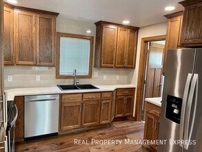 3 Bedroom 1 Bathroom Home For Rent In Sioux Falls in Sioux Falls, SD - Building Photo - Building Photo