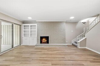 5921 Preston Rd in Dallas, TX - Building Photo - Building Photo