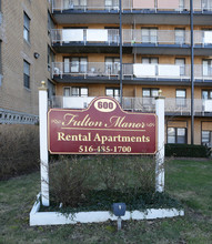 Fulton Manor in Hempstead, NY - Building Photo - Building Photo