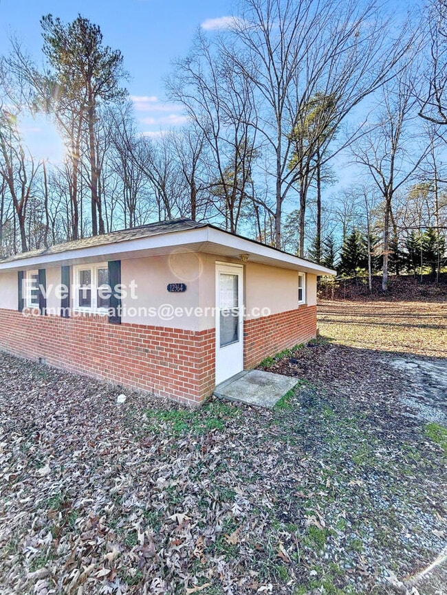 property at 12364 Mason Ave