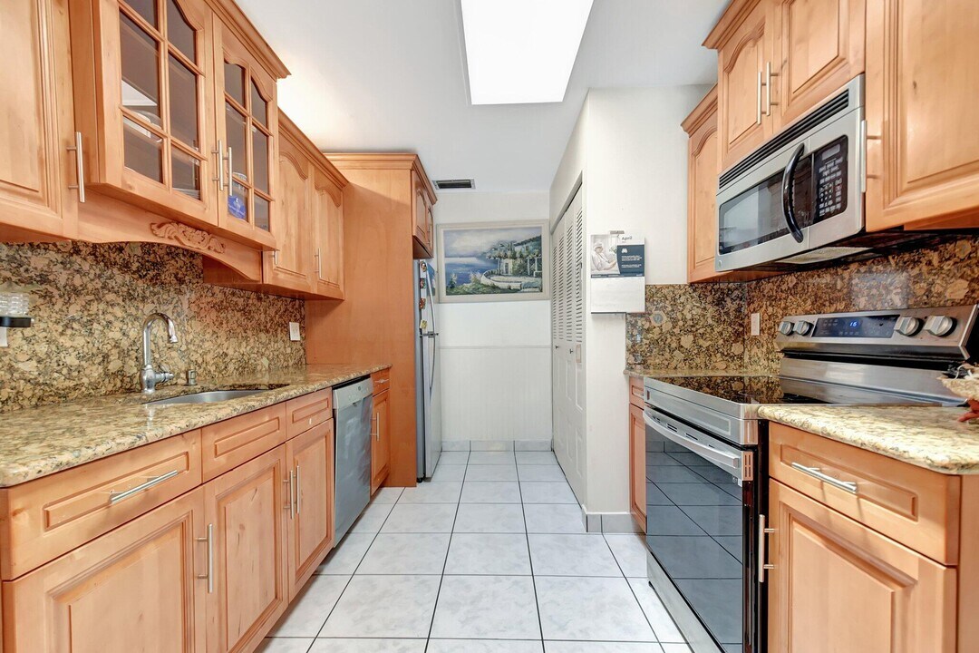 14549 Candy Way in Delray Beach, FL - Building Photo