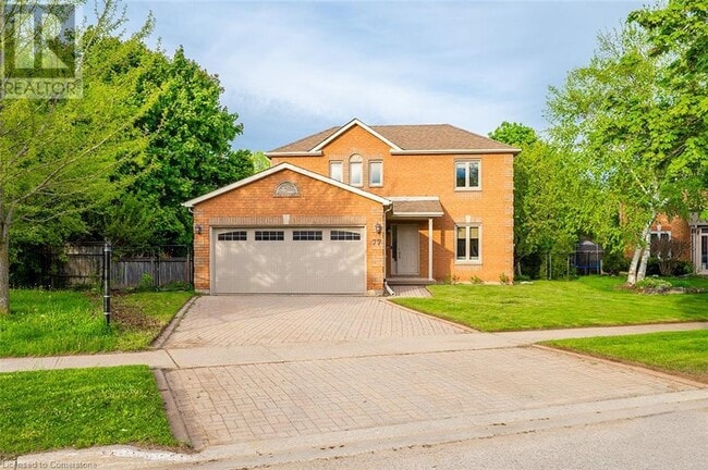 property at 77 Birchway Pl