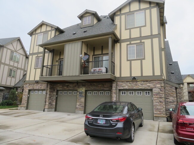 property at 7919 NE Rockne Way
