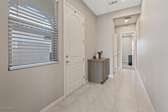 8876 Trotternish Rdg in Las Vegas, NV - Building Photo - Building Photo