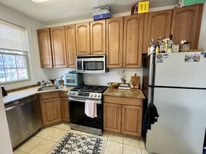 1111 Lamont St NW in Washington, DC - Building Photo - Building Photo
