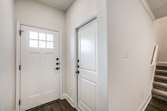 10315 Lynwood Branch-Unit -10315 Lynwood Branch 101 in San Antonio, TX - Building Photo - Building Photo