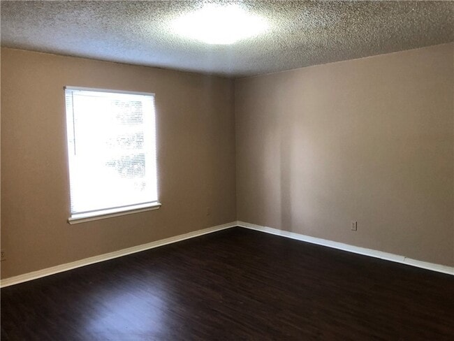 605 N Betty Jo Dr, Unit 2 in Fayetteville, AR - Building Photo - Building Photo