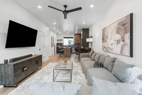 772 W 300 N in Salt Lake City, UT - Foto de edificio - Building Photo