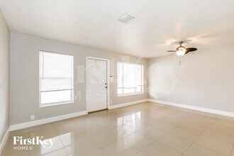 3763 SW 17th St in Fort Lauderdale, FL - Building Photo - Building Photo