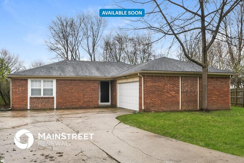 37 Sleepy Hollow Ct in Westfield, IN - Building Photo