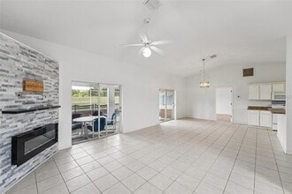 205 Golf Aire Blvd, Unit 307 in Haines City, FL - Building Photo - Building Photo