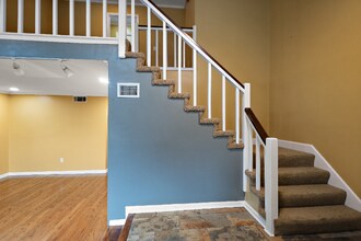 27 Park Crest Pl in Jackson, MS - Building Photo - Building Photo