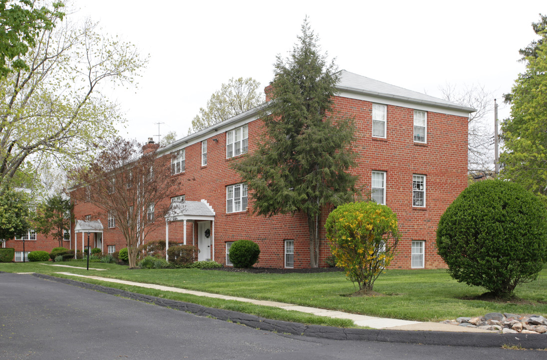 Pinehurst Apartments in Baltimore, MD - Foto de edificio