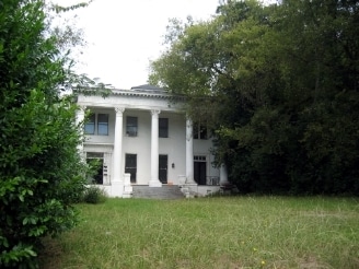 Antebellum Apartments in Macon, GA - Building Photo