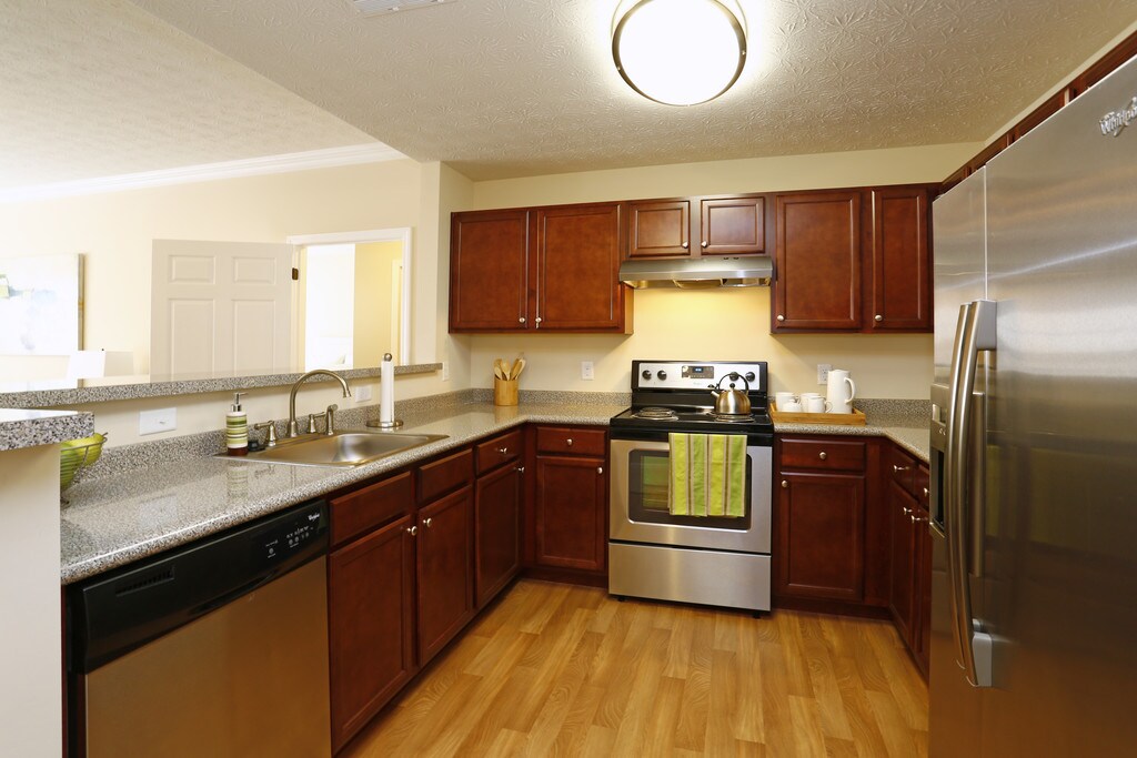 Chatham Commons of Cranberry Cranberry Township, PA Apartments