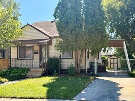 2190 Sonoma Ave in Ferndale, MI - Building Photo