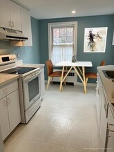 10 Beverly Rd, Unit 10 in Arlington, MA - Building Photo - Building Photo